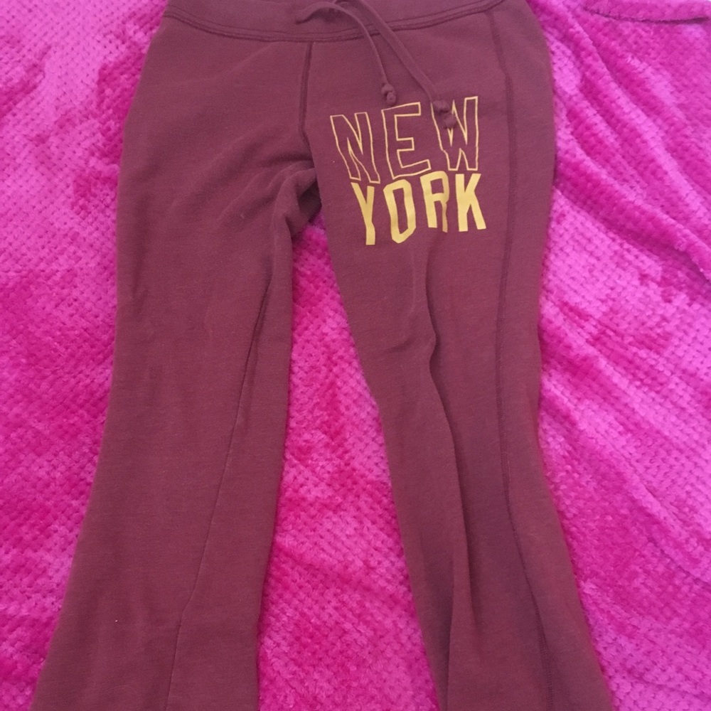 Red New York Sweatpants